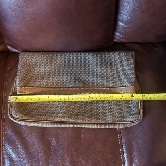 Charles Jourdan Actif Clutch - Picture 10 of 11